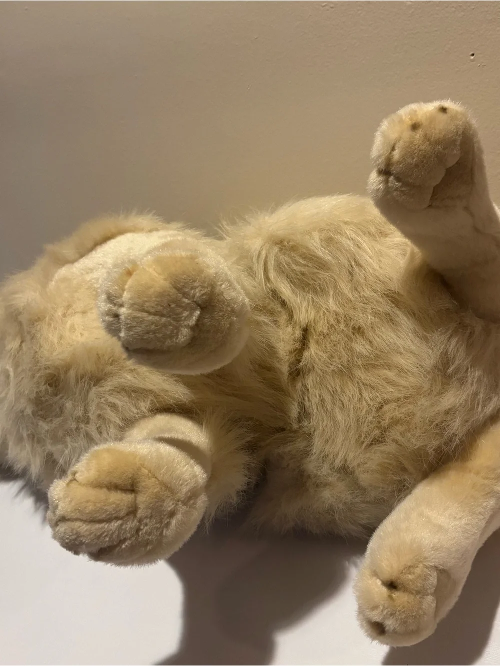 E&J Classic Golden Retriever Plush – Large 23” Realistic Stuffed Dog